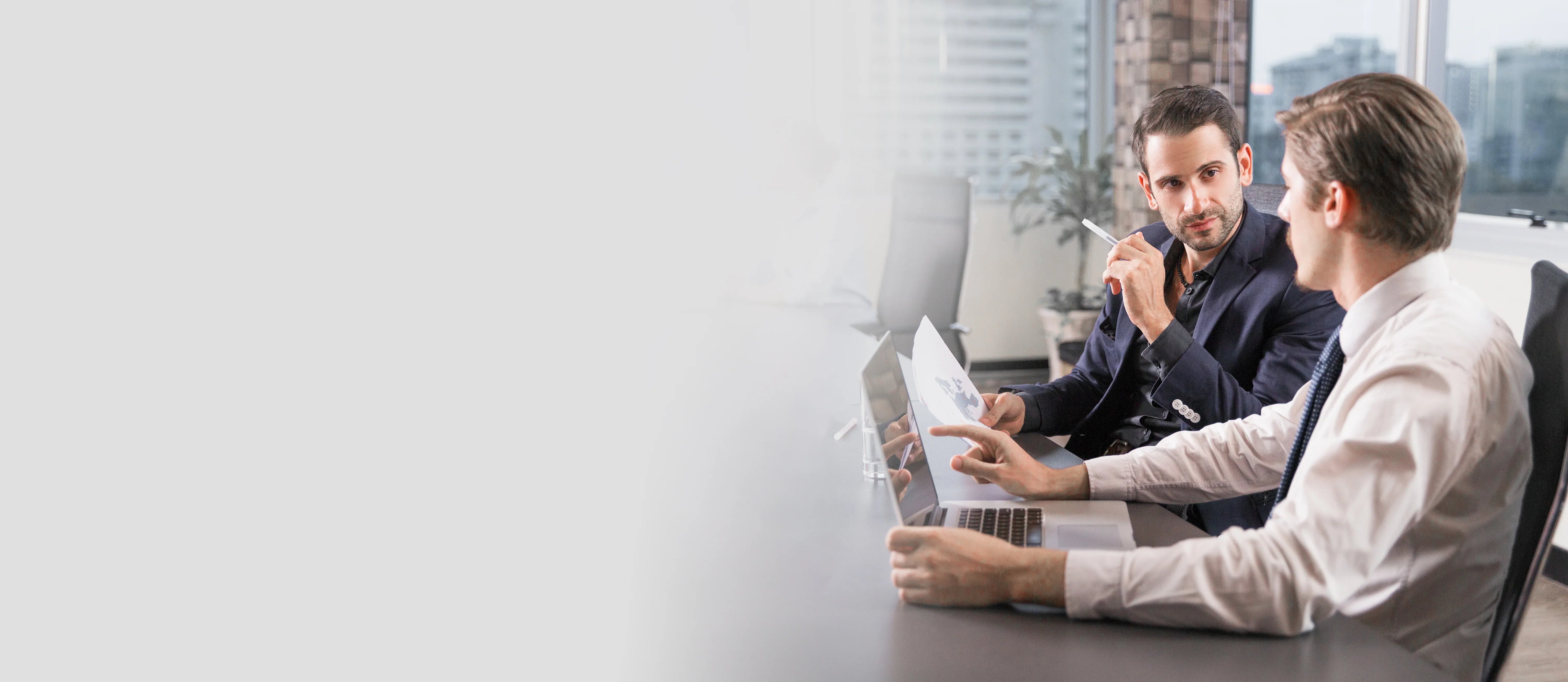 Soluciones empresariales Plaud