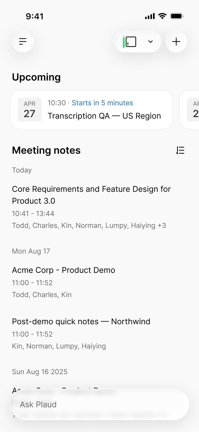 The Plaud App interface displays a list of meeting notes and an upcoming transcription session scheduled for April 27 at 10:30.