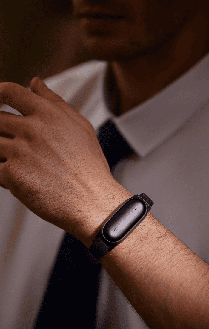 Plaud NotePin - Wearable AI Note-taker